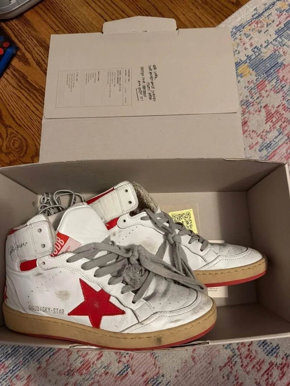 Size 38 Golden Goose Sky Stars in great condition